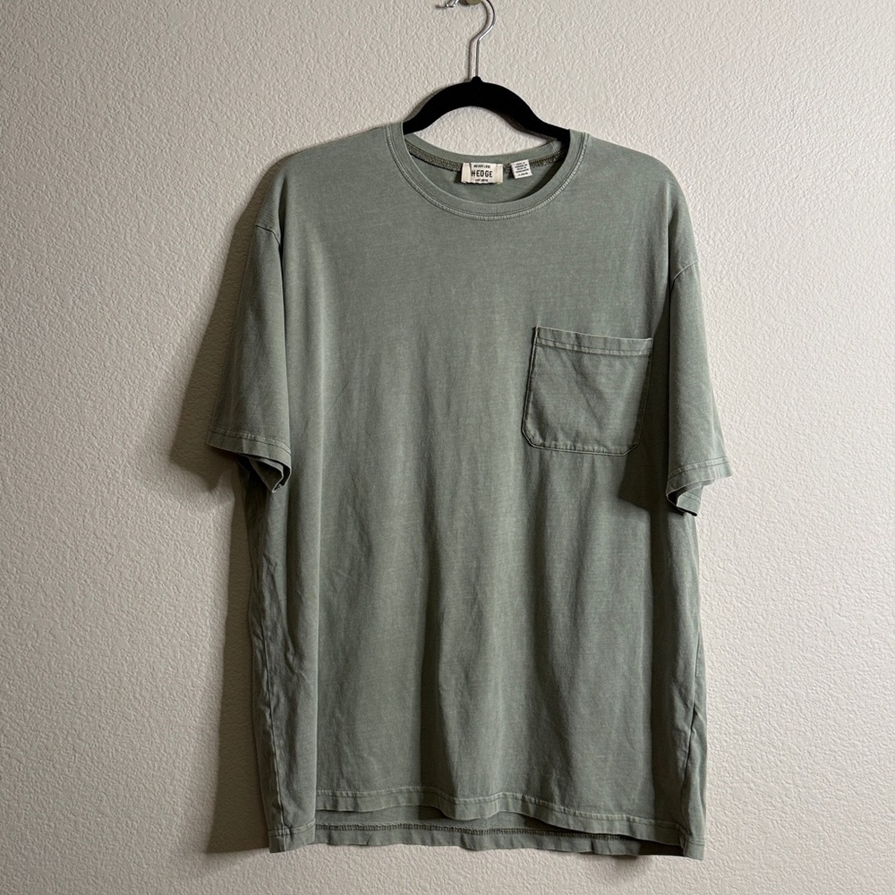 Hedge brand crew neck t-shirt in sage green large